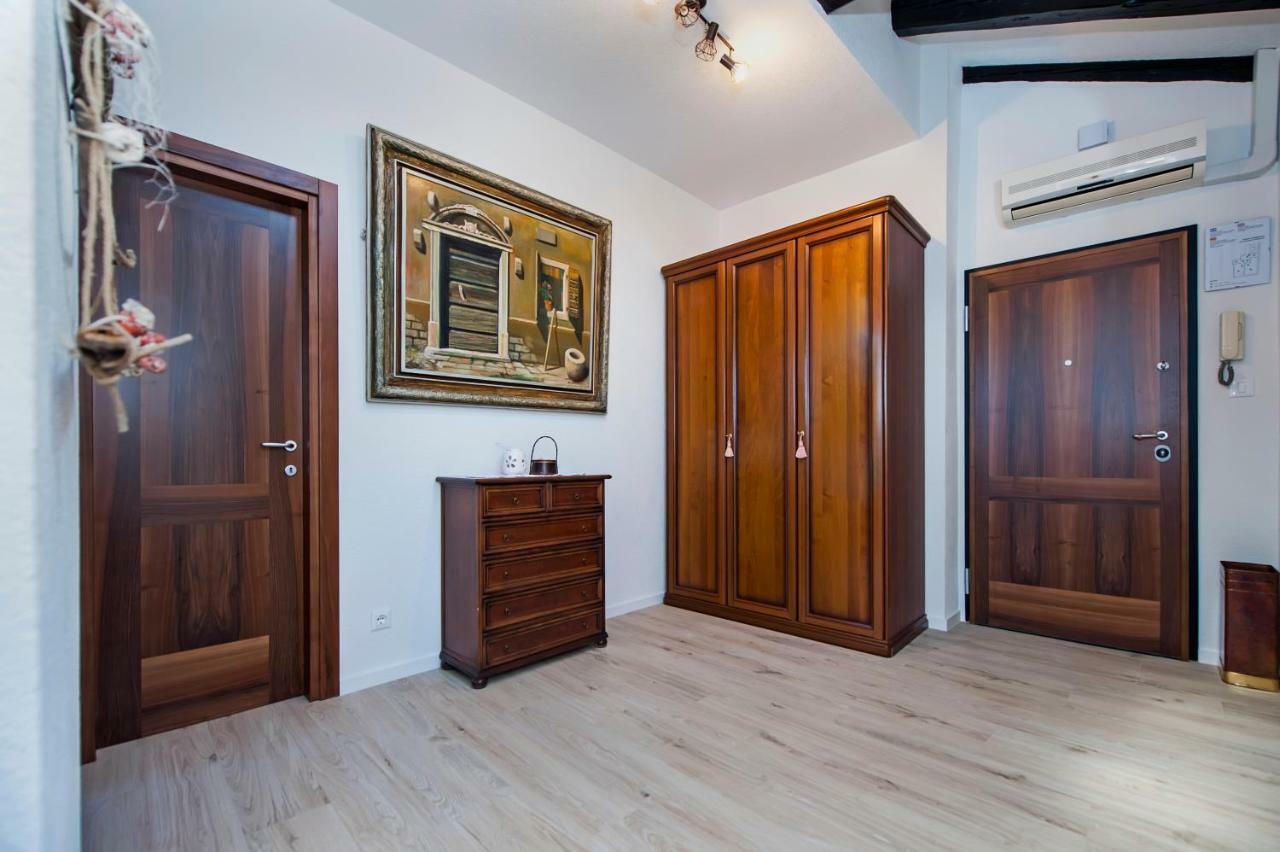 Rovigno Bella Sea View Apartment מראה חיצוני תמונה