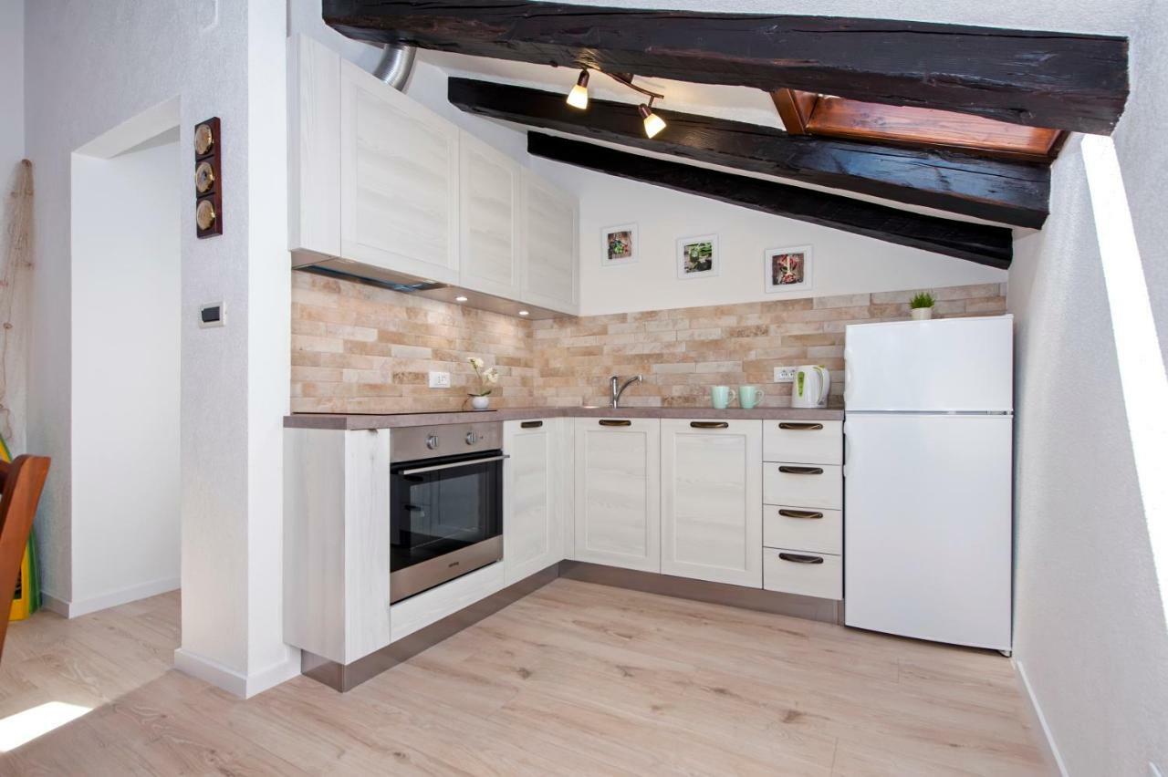 Rovigno Bella Sea View Apartment מראה חיצוני תמונה