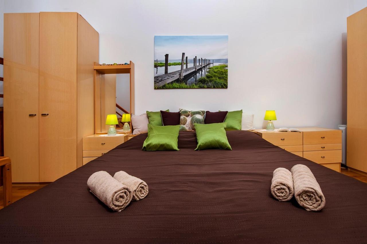 Rovigno Bella Sea View Apartment מראה חיצוני תמונה